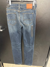Load image into Gallery viewer, Lucky Brand Denim Size 28
