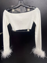 Load image into Gallery viewer, NWT Edikted Long Sleeve Top Size Medium
