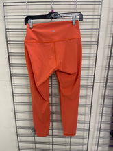 Load image into Gallery viewer, Lulu Lemon Athletic Pants Size 7/8
