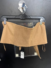 Load image into Gallery viewer, Express Tank Top Size Medium
