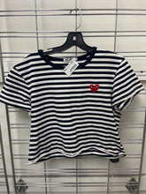 Load image into Gallery viewer, T-Shirt Size Small
