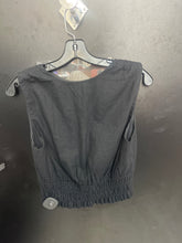 Load image into Gallery viewer, Abercrombie &amp; Fitch Tank Top Size Medium
