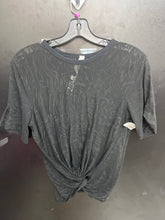 Load image into Gallery viewer, Lulu Lemon Athletic Top Size Medium 445
