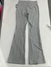 Load image into Gallery viewer, Tna Athletic Pants Size Small

