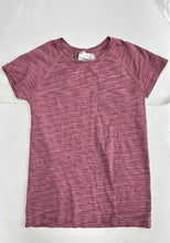 Load image into Gallery viewer, Athleta Athletic Top Size Extra Large
