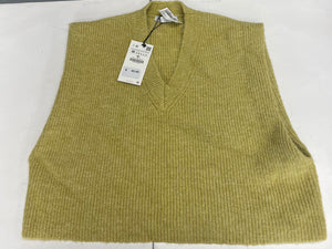 Zara Sweater Size Medium