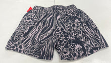 Load image into Gallery viewer, Urban Outfitters ( U ) Shorts Size Small
